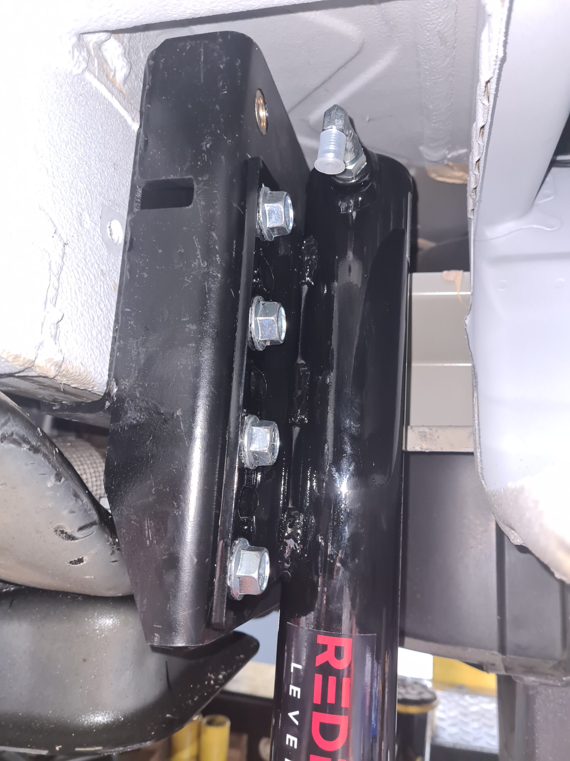 Mercedes Benz Sprinter 'EQ Smart Level' System - Image 10